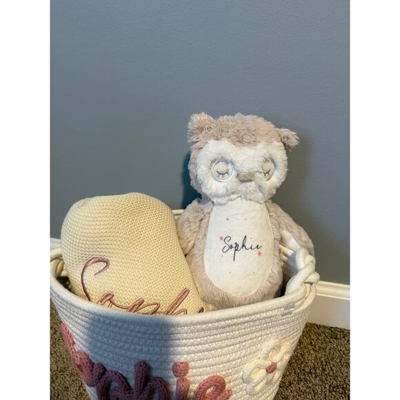 NWOT Personalized Baby Gift Set – “Sophie” Basket, Blanket & Plush Owl - Picture 3 of 4